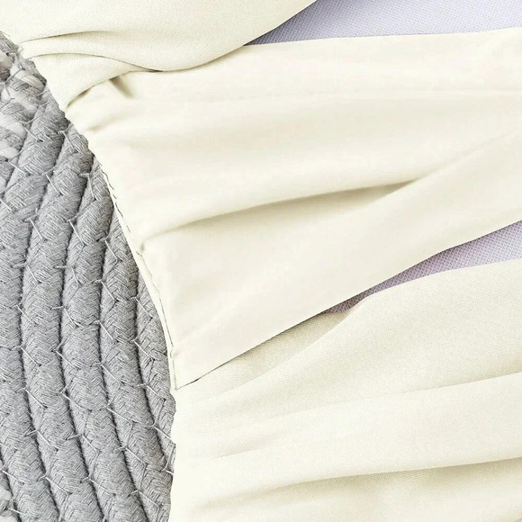 White Sexy Women's Hollow Out Solid Color Daily One-Piece Swimsuit - Picture 5 of 5